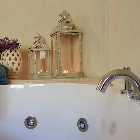 La Pecora Nera Гостевой дом Роккетта-Нервина