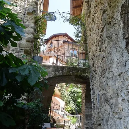 Гостевой дом La Pecora Nera Роккетта-Нервина