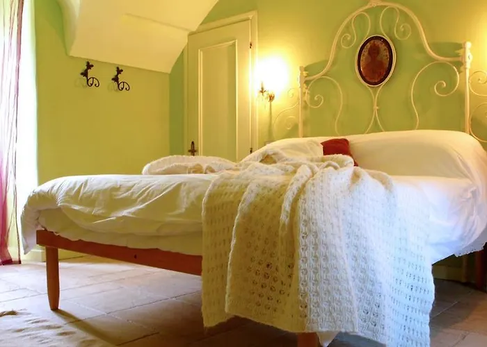 La Pecora Nera 게스트하우스 4*